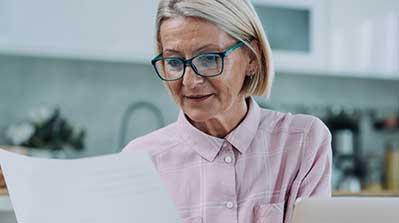 Patient reviewing vision plan.